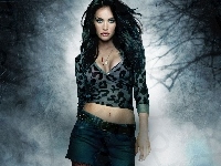 Wampir, Megan Fox, Krew