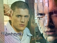 Wentworth Miller, krótkie włosy