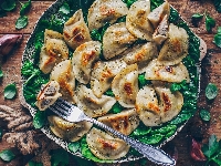 Talerz, Widelec, Pierogi, Zielenina, Czosnek