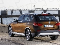 Wydechowy, BMW X1, Układ, Most