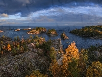 Wysepki, Karelia, Rosja, Jezioro, Skały, Chmury, Jesień, Ładoga, Drzewa