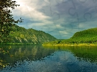 Wzgórza, Rzeka, Drzewa, Lasy