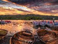 Zachód słońca, Jezioro Windermere, Przystań, Anglia, Łódki, Motorówki, Kumbria