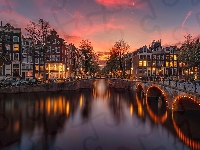 Most, Amsterdam, Holandia, Rzeka, Drzewa, Światła, Zachód słońca, Kanał Leidsegracht, Domy