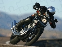 Zakręt, Harley Davidson XR1200, Pochylenie