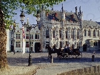 Bryczka, Zamek, Koń