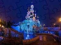 Zamek, Sleeping Beauty Castle, Disneyland, Noc