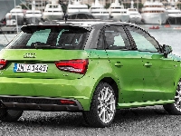 Zielone, Audi A1