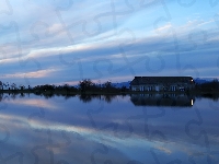 Zmierzch, Dom, Jezioro, Odbicie